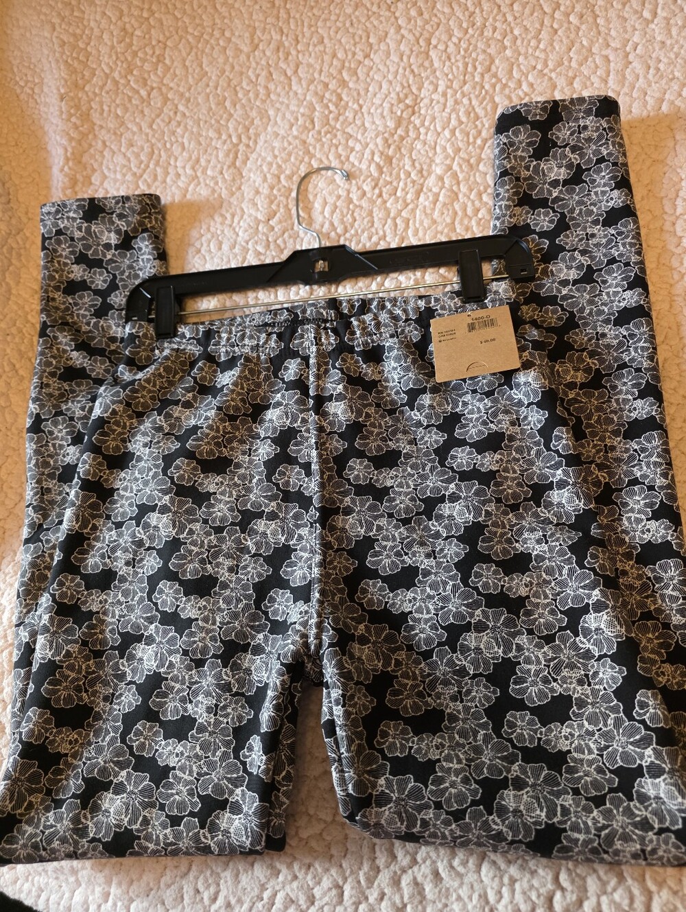 Just Cozy Fur Fleece Lined Leggings Floral Black White Warm Winter Pants M/L NWT
